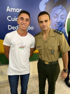 Entrega de Certificados de Dispensa Militar (10)