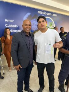 Entrega de Certificados de Dispensa Militar (31)